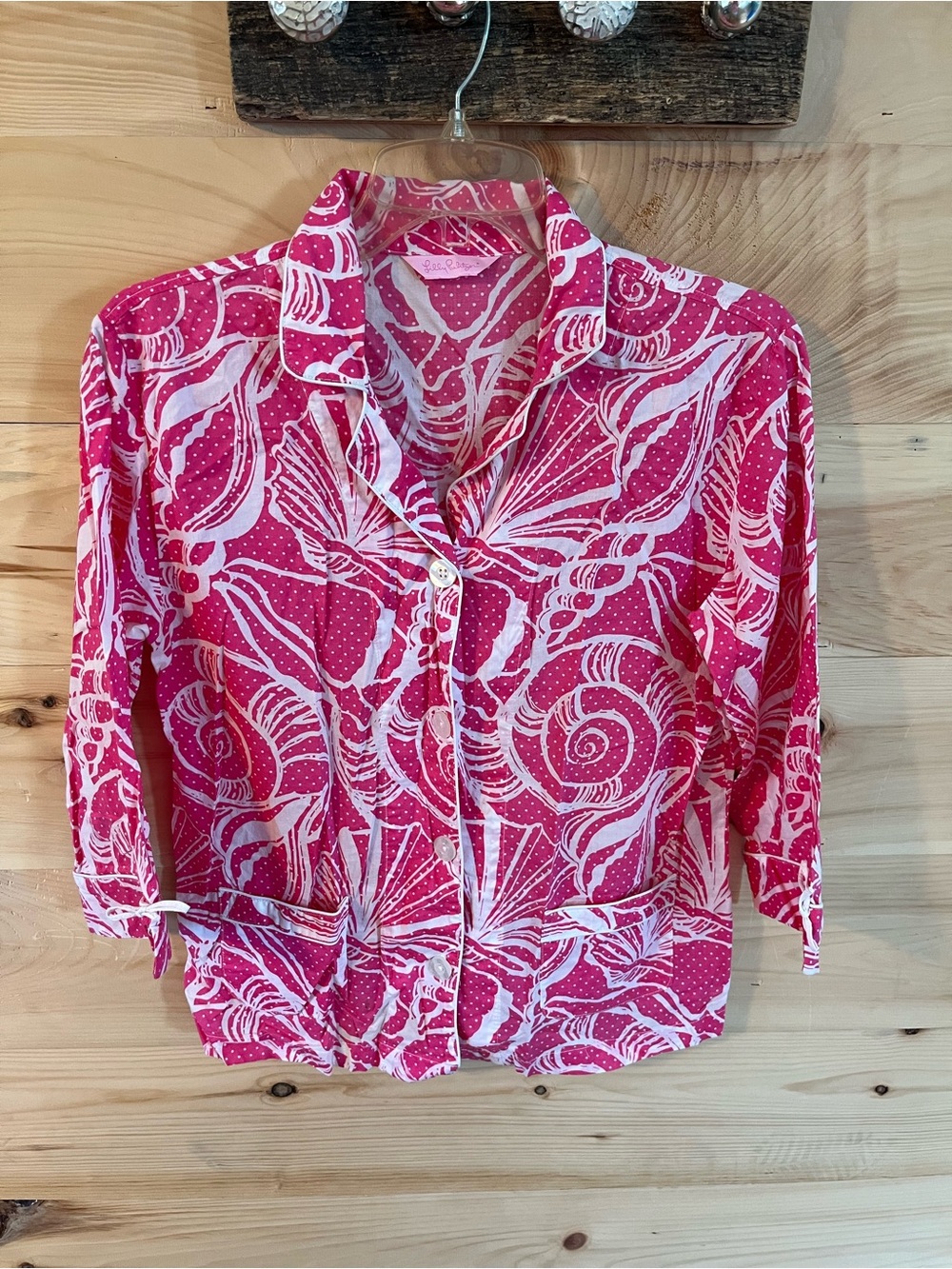 Lilly Pulitzer “Lace By The Docks” Shell-Print Button-Down Shirt Medium